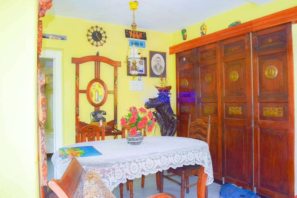 Shammie Guest House ฮิกคาดูวา ภายนอก รูปภาพ
