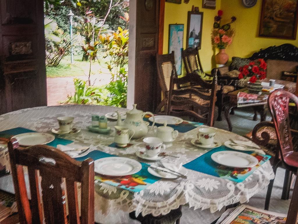 Shammie Guest House ฮิกคาดูวา ภายนอก รูปภาพ